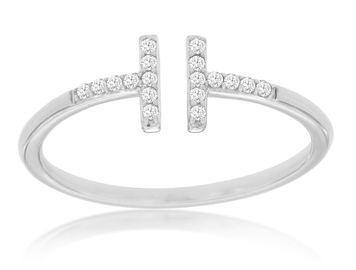 14K White Gold and Diamond Ring