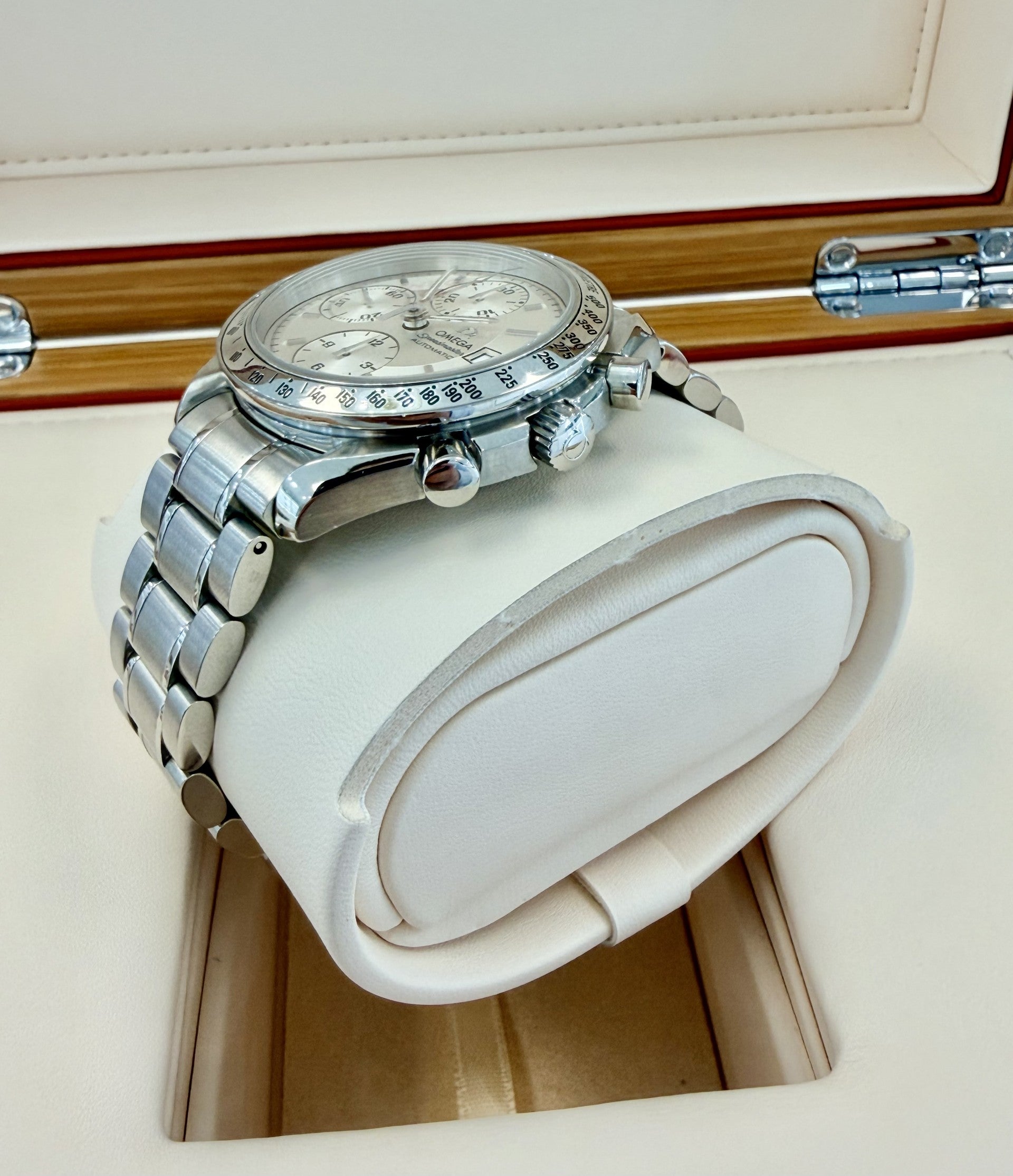 Omega Speedmaster 39 mm Silver Dial