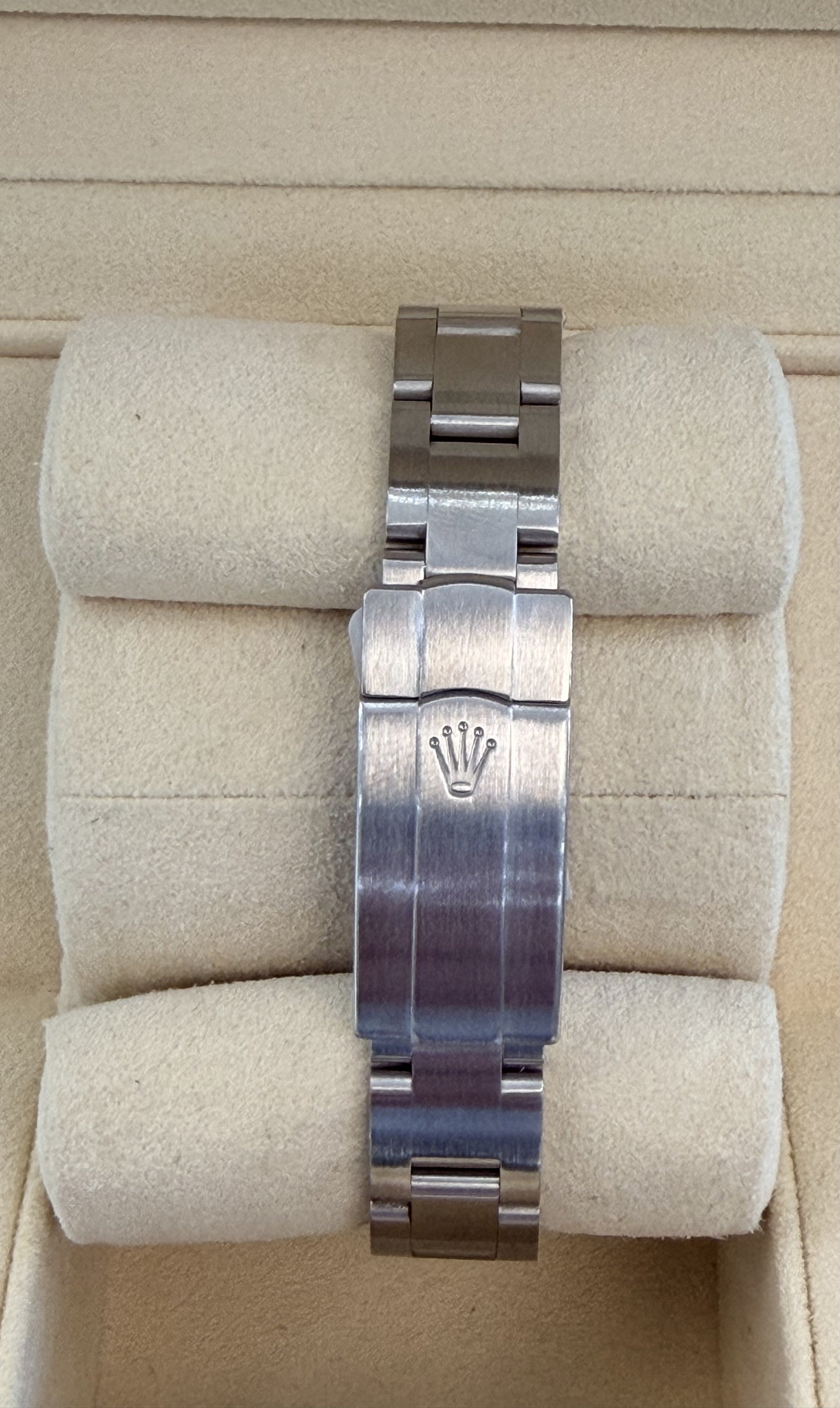 Rolex Oyster Perpetual 26 176200 pink hour markers